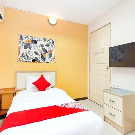 Oyo 538 A&N Hotel Bukit Damansara Exterior foto